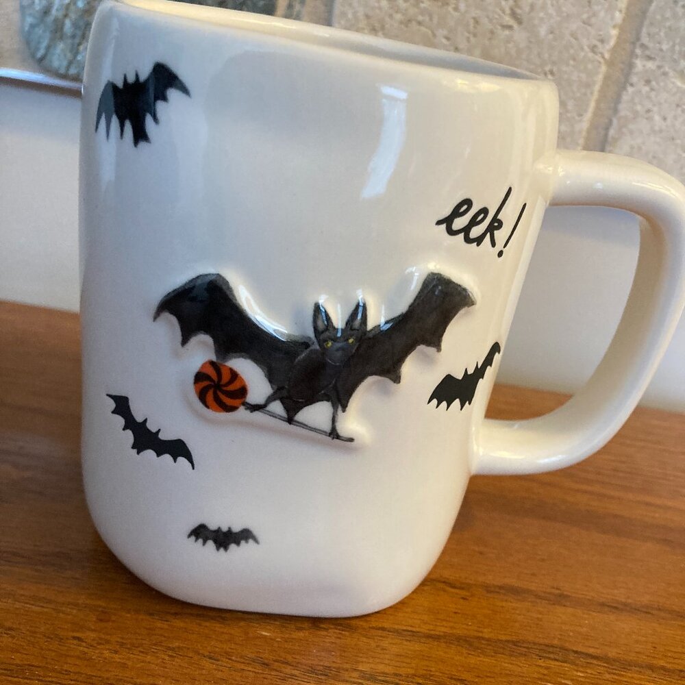 Rae Dunn Halloween Mug Bat Design and the Word "EEK"